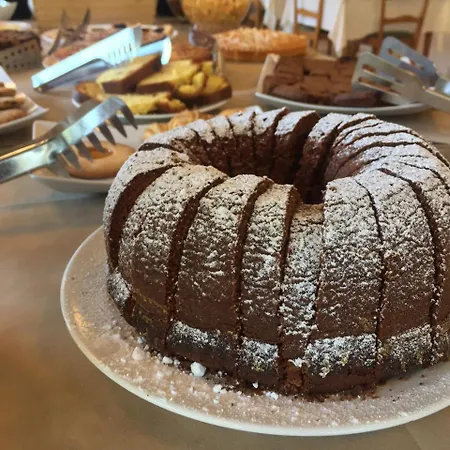 Antonia Отель Чезенатико