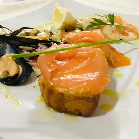 Отель Antonia 3*