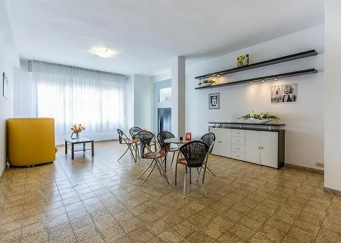 Antonia Otel