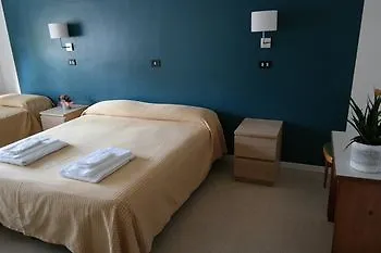 Antonia Hotel 3*