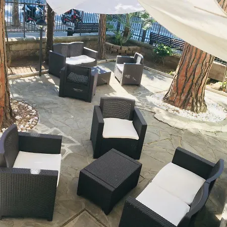 Hotel Antonia 3*